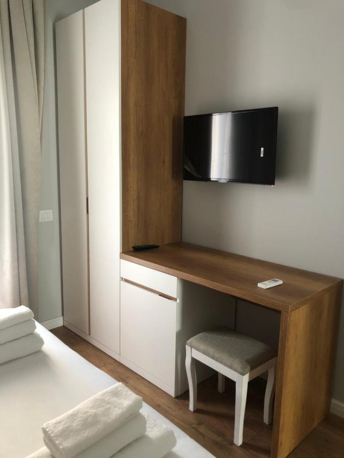 Andys Rooms Hotel Tirana Zewnętrze zdjęcie