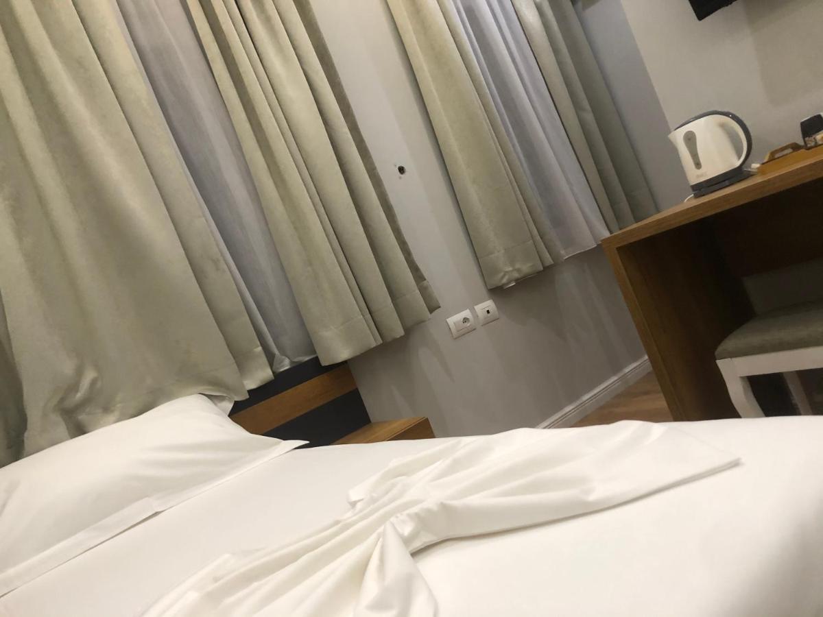 Andys Rooms Hotel Tirana Zewnętrze zdjęcie