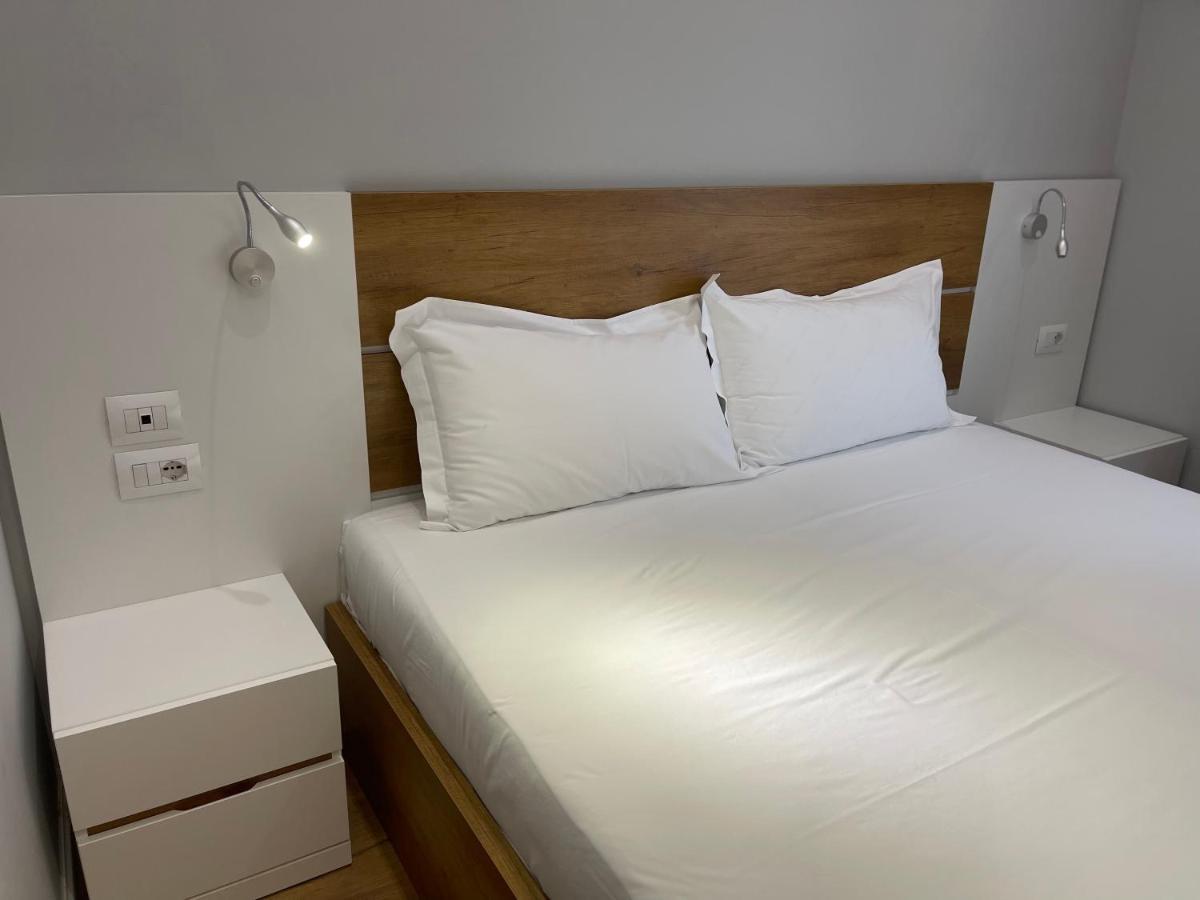 Andys Rooms Hotel Tirana Zewnętrze zdjęcie