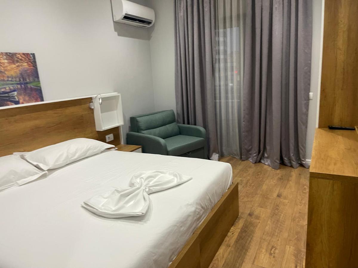 Andys Rooms Hotel Tirana Zewnętrze zdjęcie